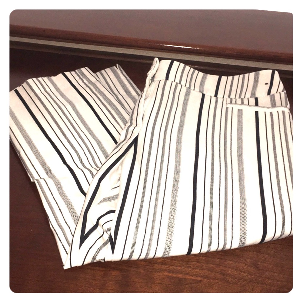 NY&Co dress capri slacks